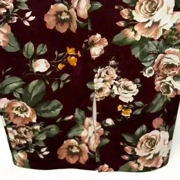 No Comment Women's Floral Pencil Skirt Red Size Small - Picture 4 of 5